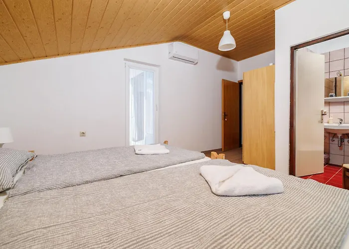 Nana Apartman
