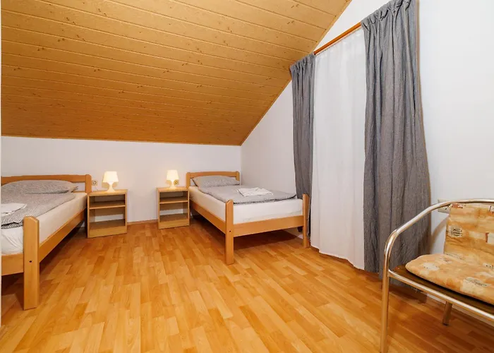 Nana Apartman
