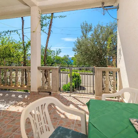 Appartamento Nana Novi Vinodolski